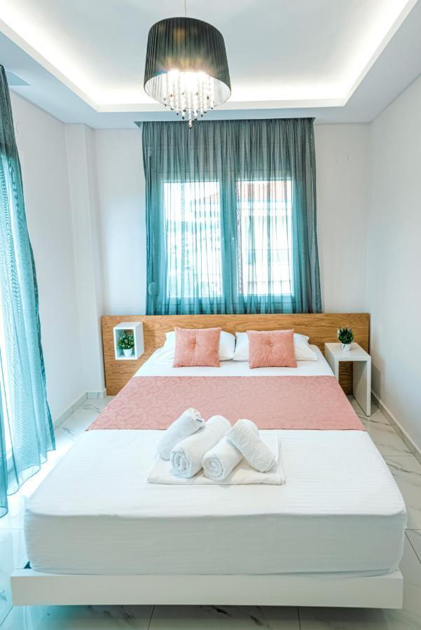Design Suites Efharis Nea Peramos  Luaran gambar